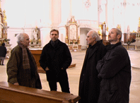 v.l.n.r.: Chef-Restaurator Helmut Werner; Markus Grohmann; Pater Hugo Weihermller und Orgelbaumeister Gregor Hieke