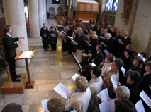 Der Chor St. Peter und Paul mit dem Stuttgarter Blechblser-Quartet