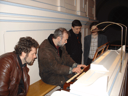 Professoren der Musikhochschule Wrzburg und der Franz-Liszt-Hochschule in Budapest zur Orgelbesichtigung in Neuhausen