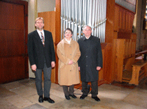 Rudolf und Lidwina Beron mit Kirchenmusiker Markus Grohmann