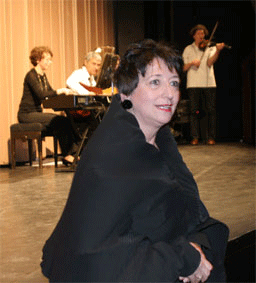 Karin Roth bei ihrem 60-er in der Württembergischen Landesbühne in Esslingen