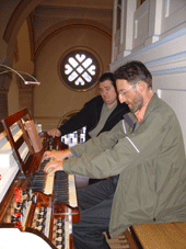 Prof. Klek an der Walcker Orgel
