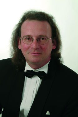 Der Merseburger Domorganist und Gewandhausorganist  Michael Schoenheit
